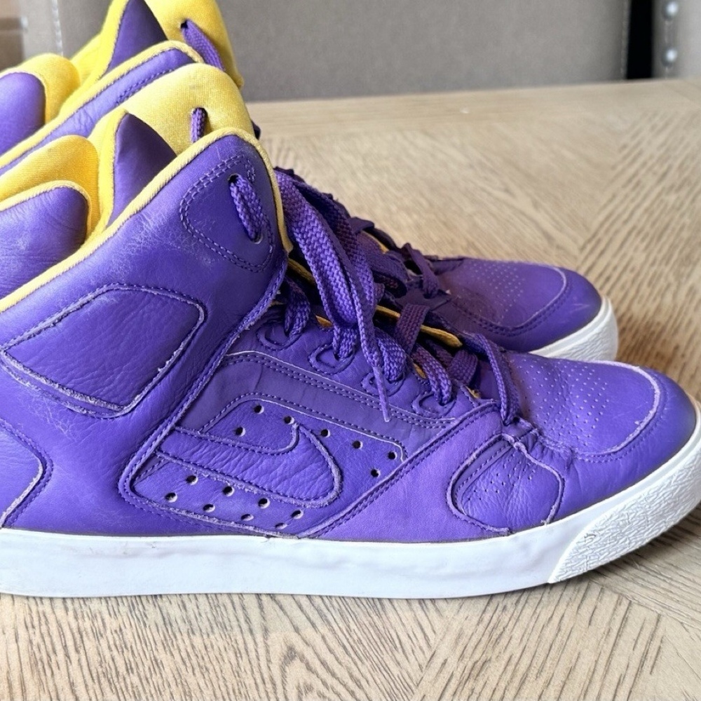 Size 10.5 - Nike Auto Flight QK LE High Varsity Purple